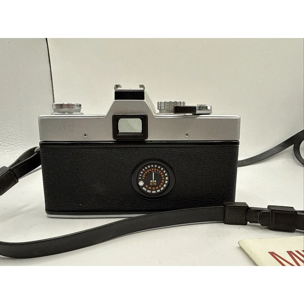 Minolta SRT‎ 101 SLR 35mm Film Camera & Case With MC Rokkor-PF f=58mm 1:1.4 Lens